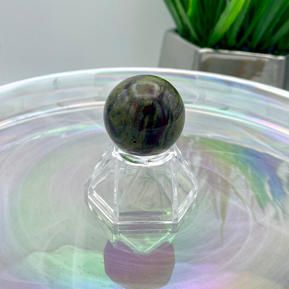Clear Circus Sphere Stand