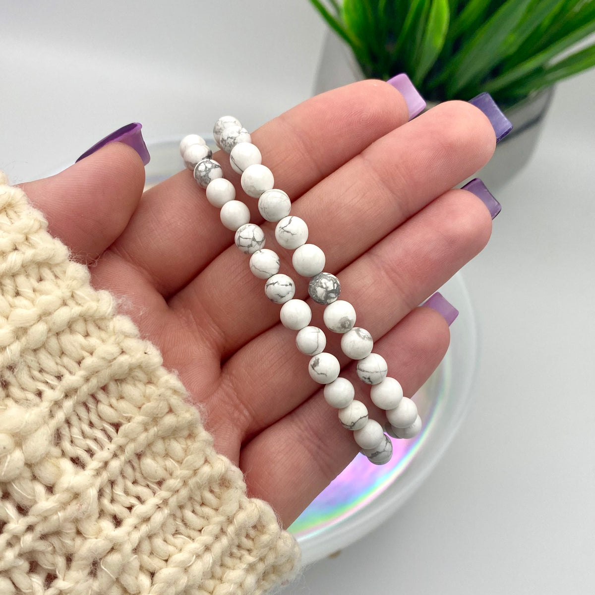 Howlite Bracelet - 6mm