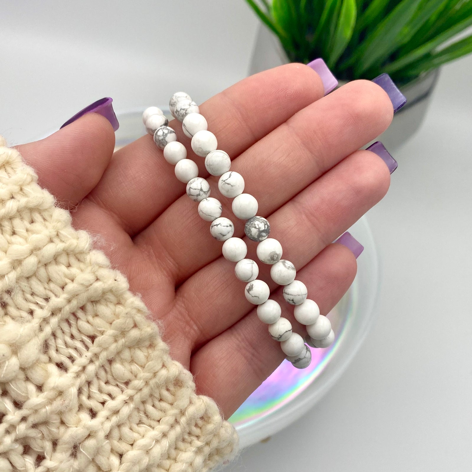 Howlite Bracelet - 6mm