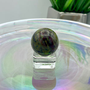 Clear Square Sphere Stand