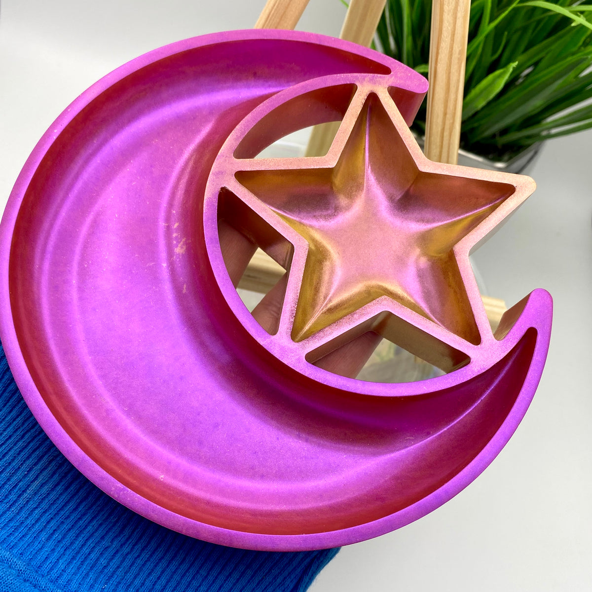CRESCENT MOON & STAR TRAY / DISH / BOWL - PINK