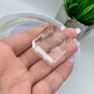 Clear Square Sphere Stand